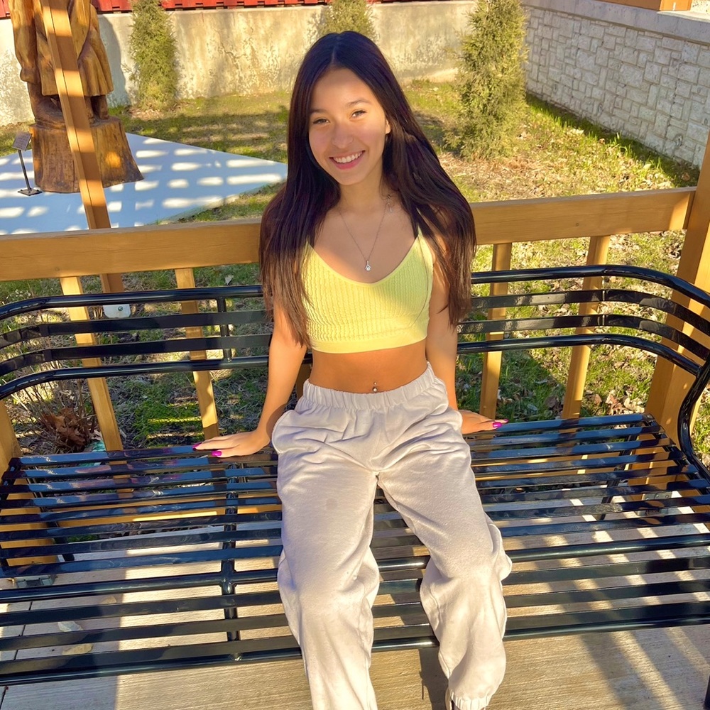 Meet your Posher, Hazel